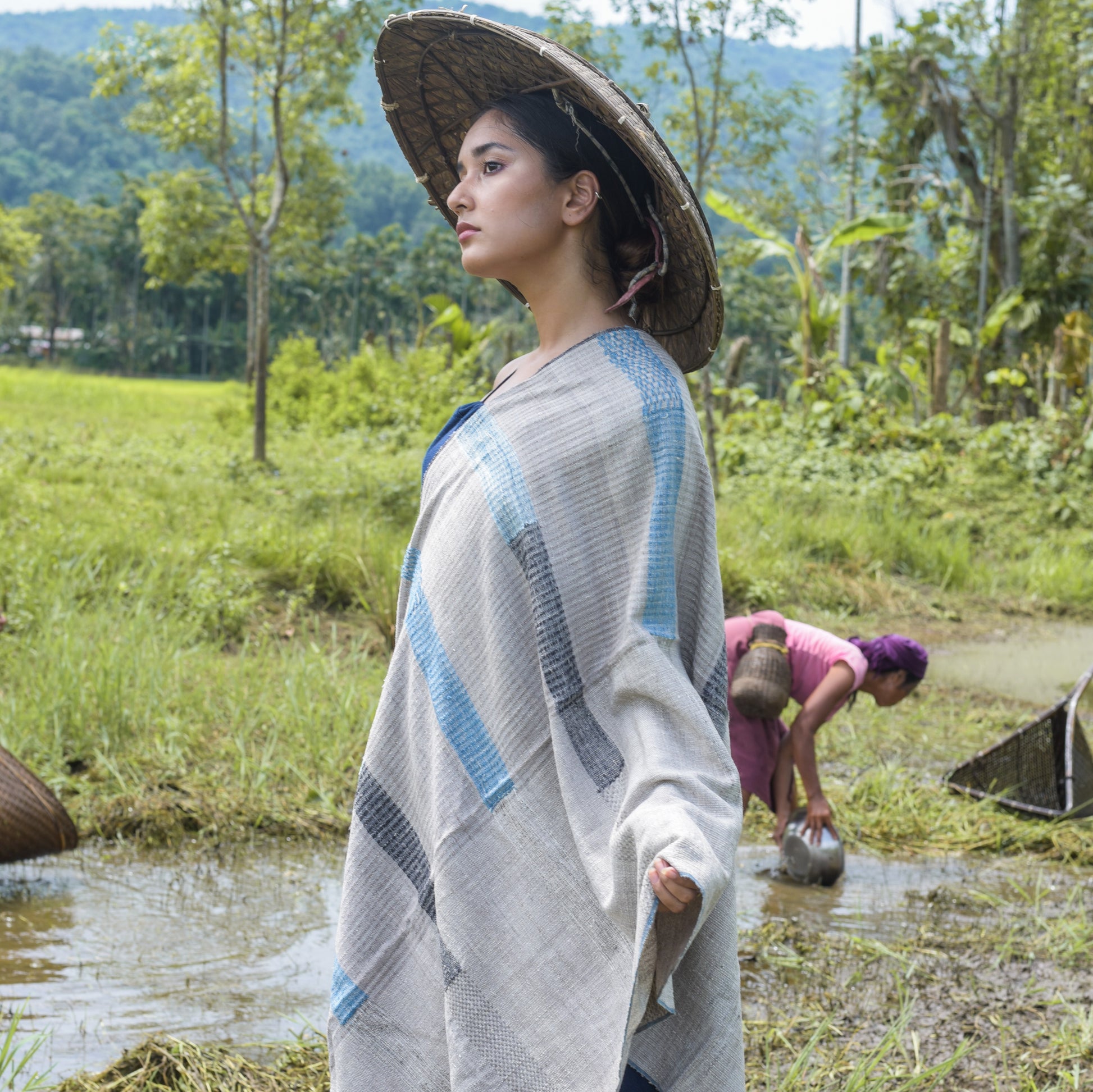 India, 7 Weaves, Hokiyoti