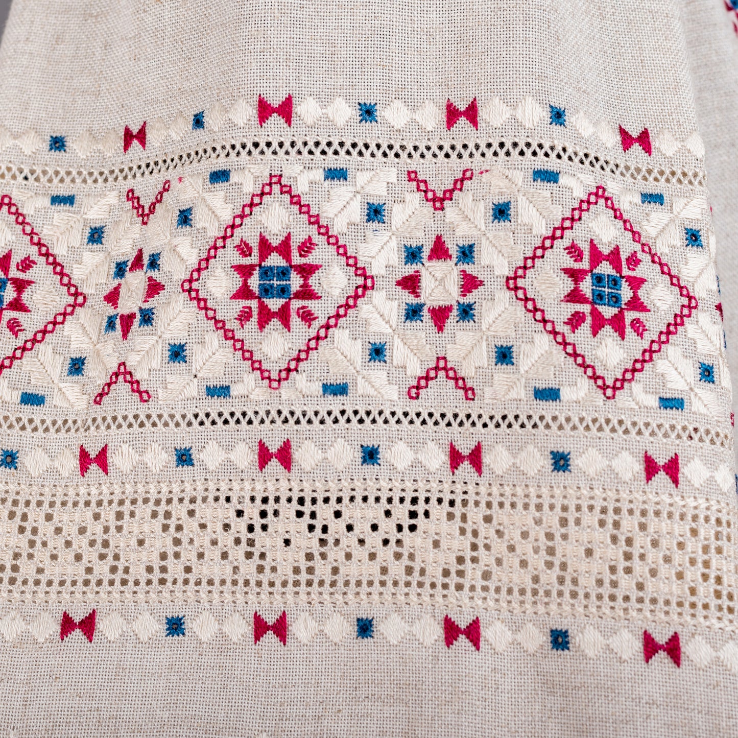 Ukraine, Pokuttya Folk Art / Lesia Pona, Embroidery