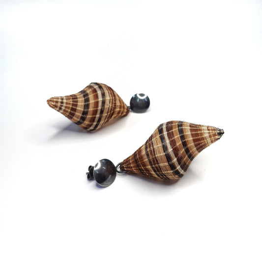 Chile, Rita Soto, Black Snail Earrings