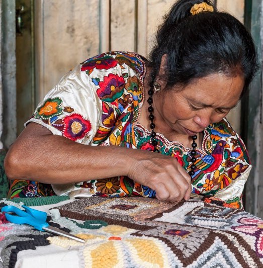 Guatemala, Multicolores, Rug Hooking & Embroidery