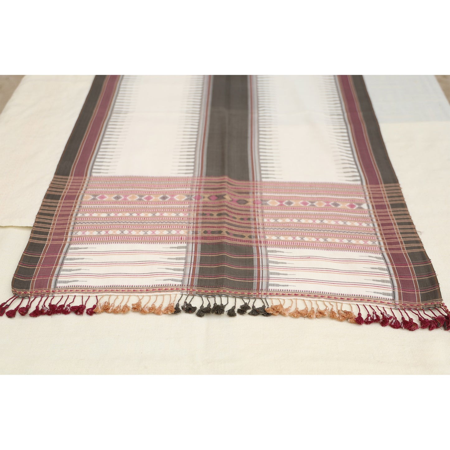 India, Siju Shamji Vishram, Sachi Kore Stole (5 weft)