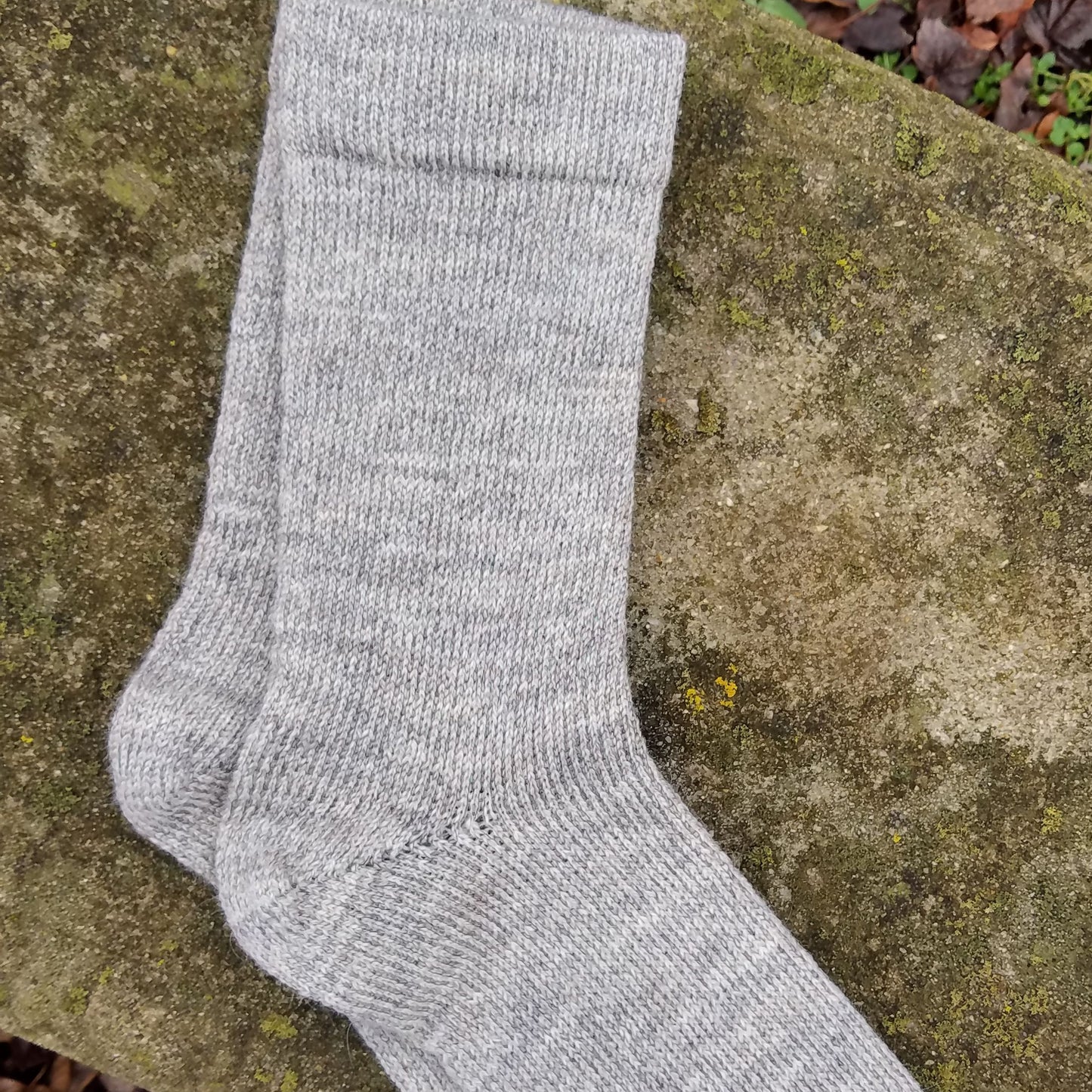 United States, Kathleen Oliver / Sweet Tree Hill Farm, Shepherd’s Socks: The Shadow Trio Collection