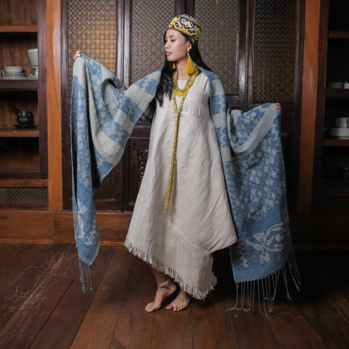 Indonesia, Rumah Rakuji / Myra Widiono, Ikat & Ulap Doyo Weaving