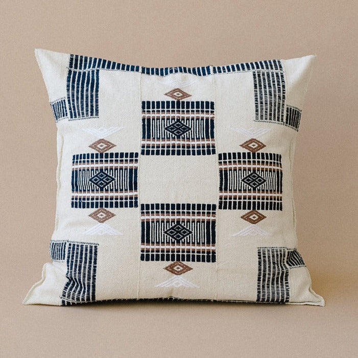 Ivory Coast & USA, Five Six Textiles,  Waraniéné Pillow