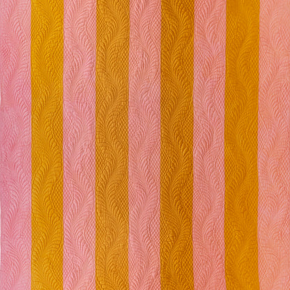 Quilting with Mandy Pattullo, Dorothy Osler, Joanna Hashagen, Abigail Booth and The Quilters' Guild