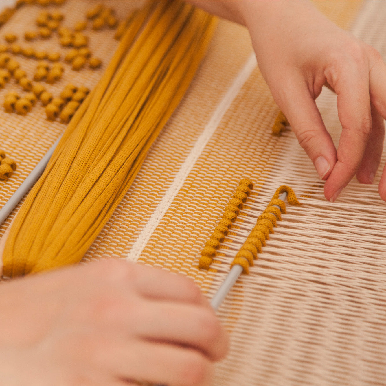 Hungary, Dreaming Threads / Eszter Révész, Weaving